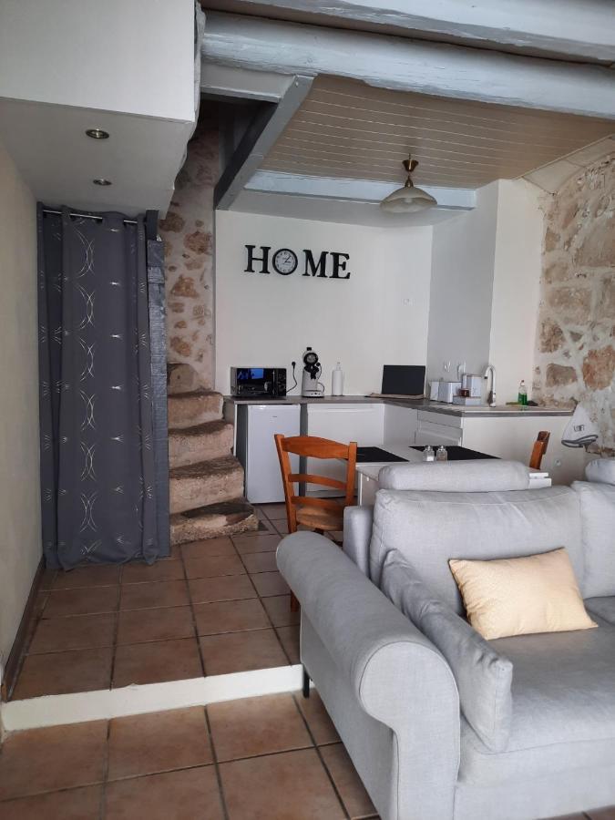 Maison Avec Jacuzzi Saint-Mitre-les-Remparts エクステリア 写真