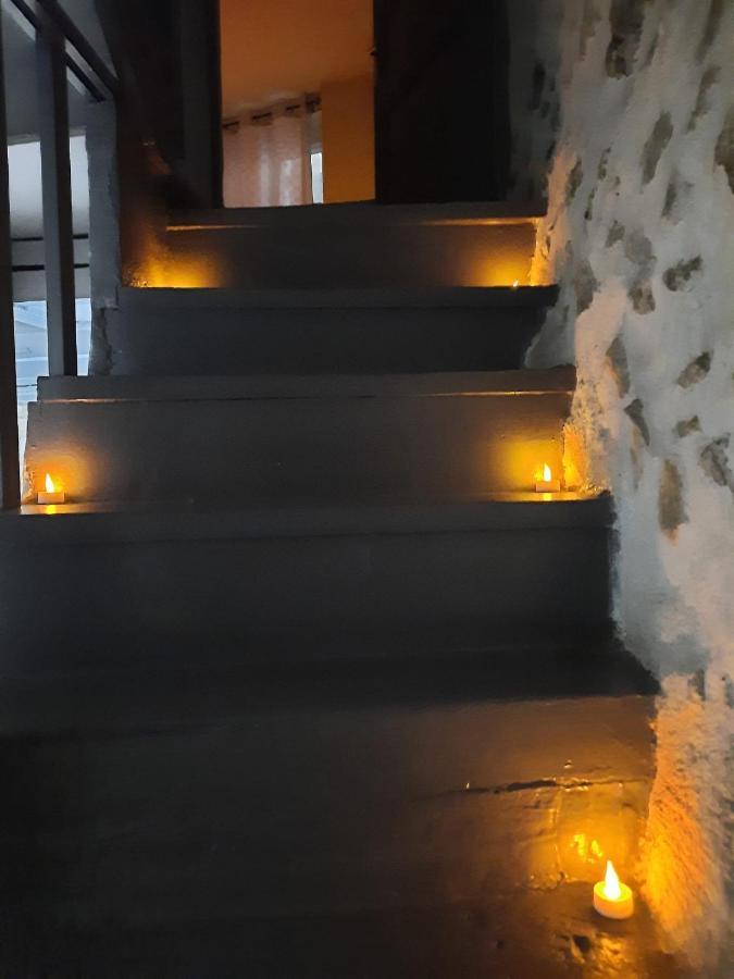 Maison Avec Jacuzzi Saint-Mitre-les-Remparts エクステリア 写真